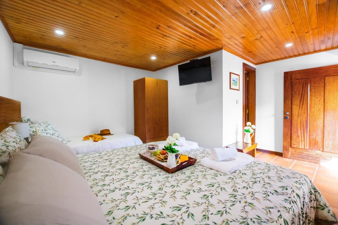Villa Dos Cedros Pereira  Eksteriør billede